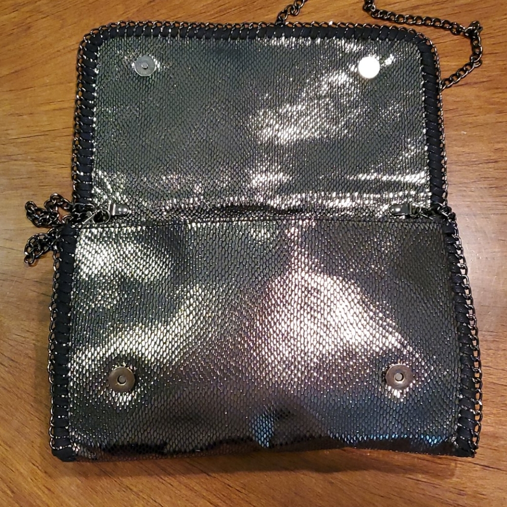 Tarnish like new clutch - Picture 5 of 8
